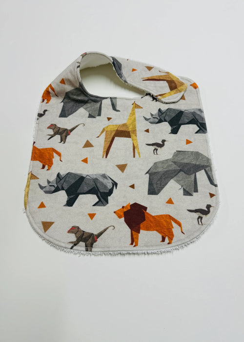 LITTLE WARRIOR & CO ORGANIC COTTON FEEDING BIB - ORIGAMI SAFARI